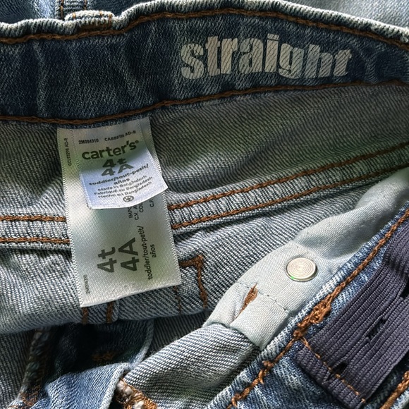 Cater’s distressed 4T Jeans - Picture 4 of 5